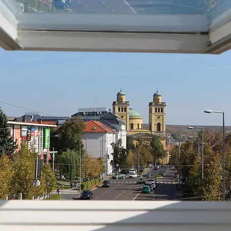 Eger Apartman *